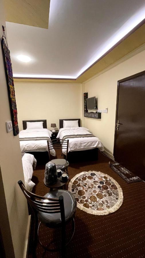 Ad Deir Guesthouse Вади Муса Экстерьер фото